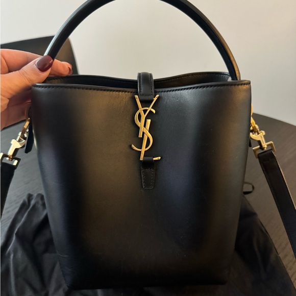 Saint Laurent Handbags - Saint Laurent Le 37 Small Black Leather Bucket Bag